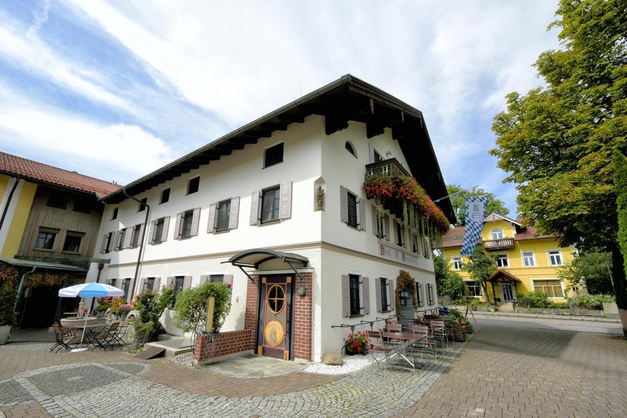 Hotel Neuwirt Sauerlach Extérieur photo